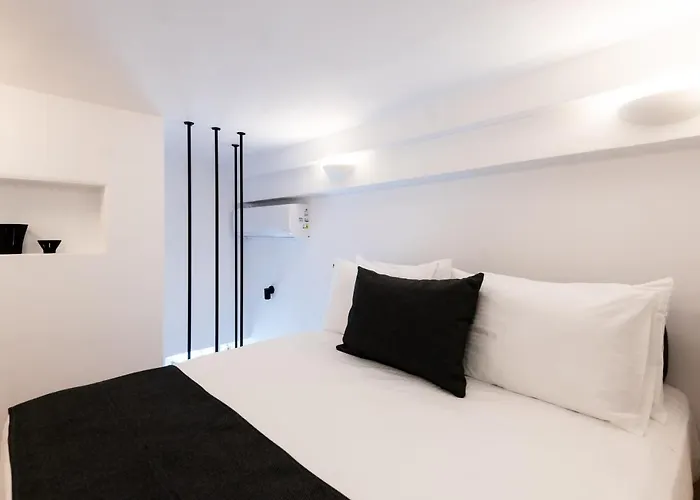 Ryous Mykonos מלון *